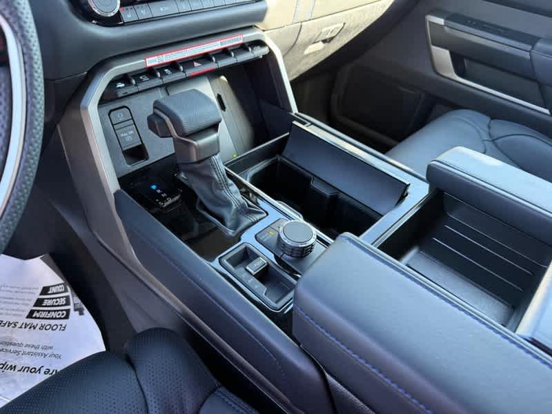 2026 Toyota Tundra Platinum Hybrid CrewMax 5.5 Bed