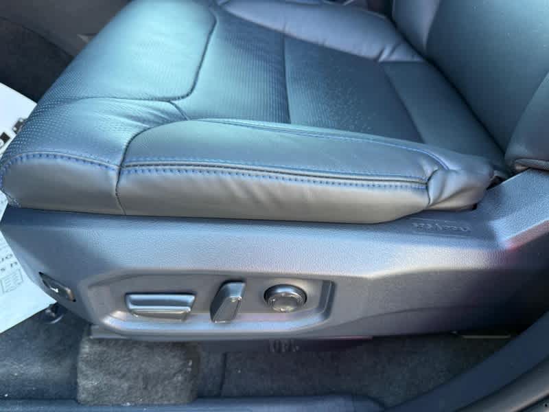 2026 Toyota Tundra Platinum Hybrid CrewMax 5.5 Bed