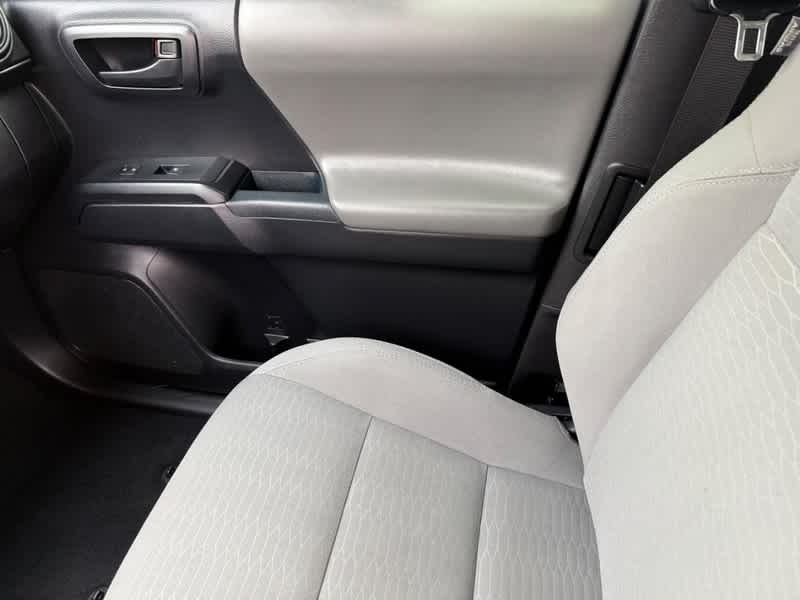 2018 Toyota Tacoma SR Access Cab 6 Bed I4 4x4 AT