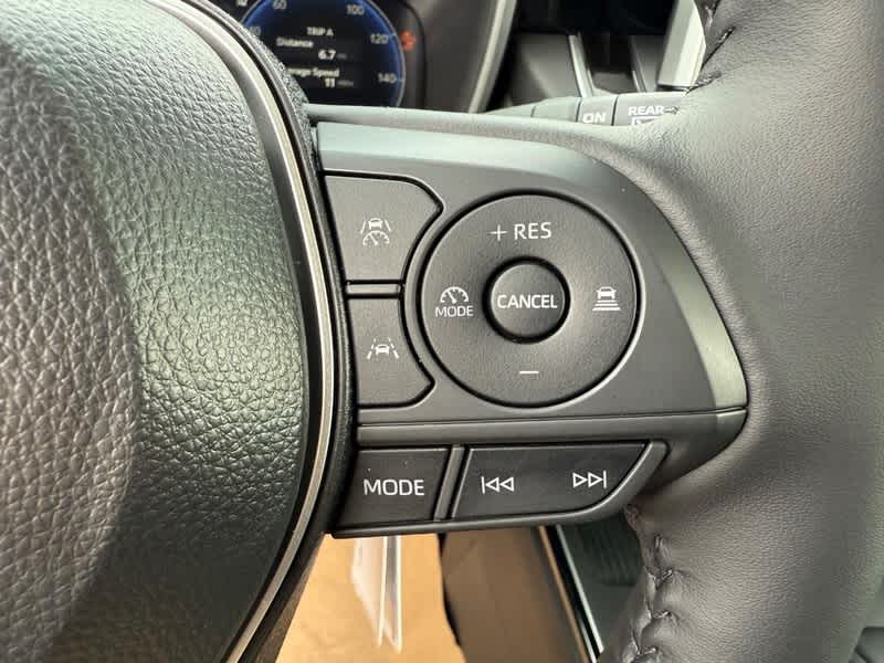 2026 Toyota Corolla Cross XLE 4WD