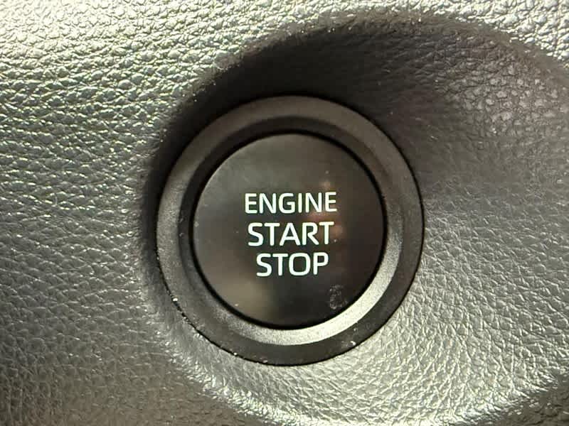 2024 Toyota Corolla Cross XLE 4WD