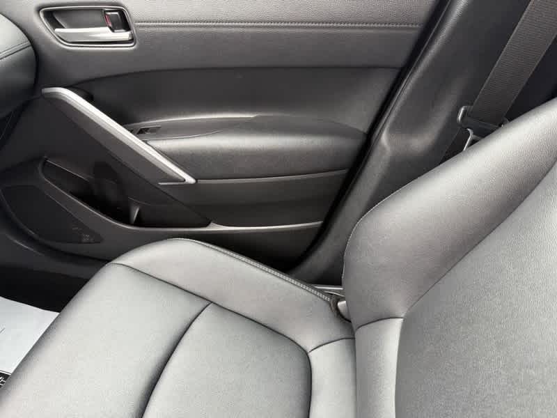 2024 Toyota Corolla Cross XLE 4WD