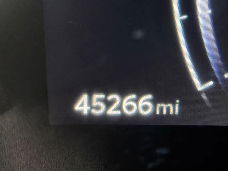 2024 Toyota Corolla Cross XLE 4WD