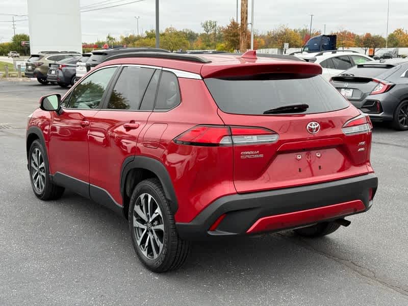 2024 Toyota Corolla Cross XLE 4WD