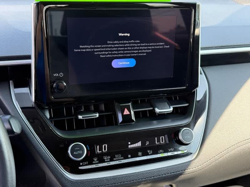 2025 Toyota Corolla Cross XLE 4WD