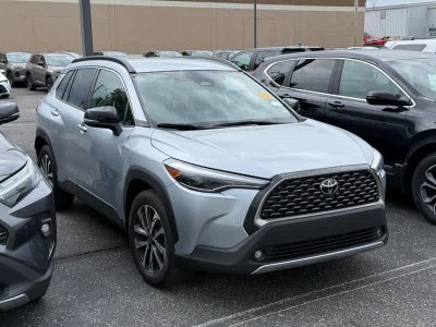 2025 Toyota Corolla Cross XLE 4WD