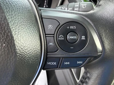 2025 Toyota Corolla Cross XLE 4WD