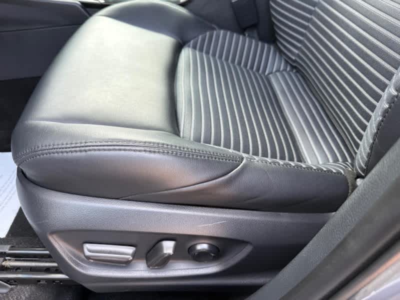 2024 Toyota Corolla Cross Hybrid XSE 4WD