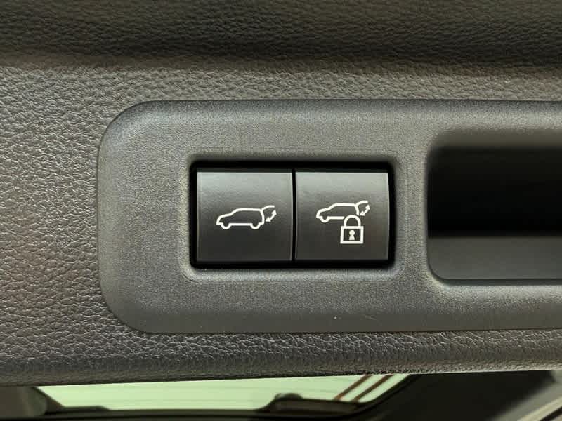 2024 Toyota Sequoia Capstone 4WD