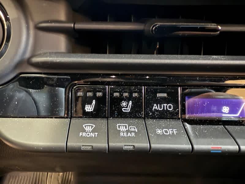 2025 Toyota Crown Limited AWD