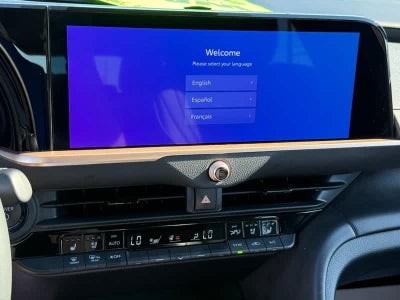 2025 Toyota Crown Signia XLE AWD