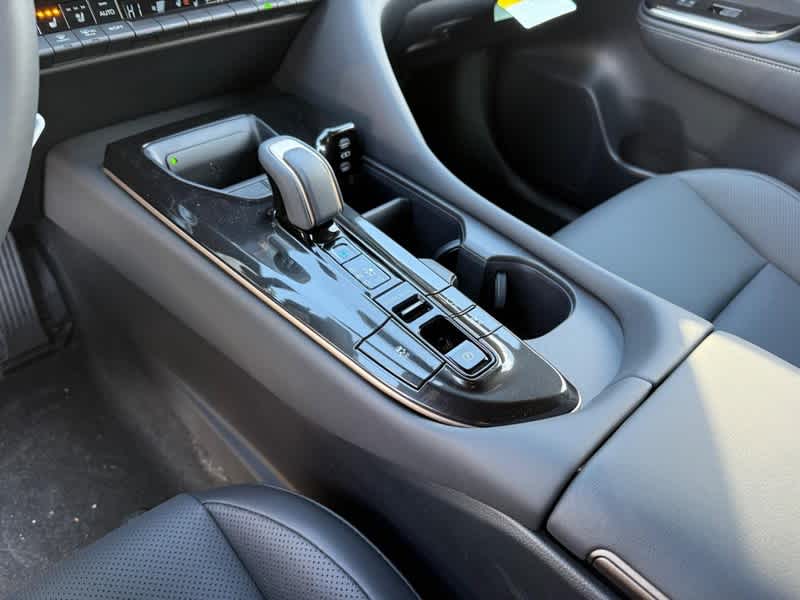 2025 Toyota Crown Signia XLE AWD