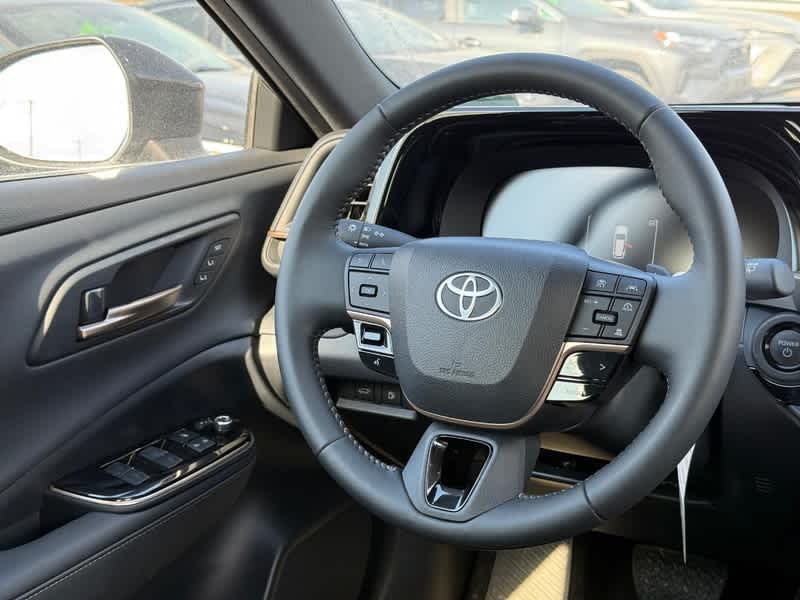 2025 Toyota Crown Signia XLE AWD