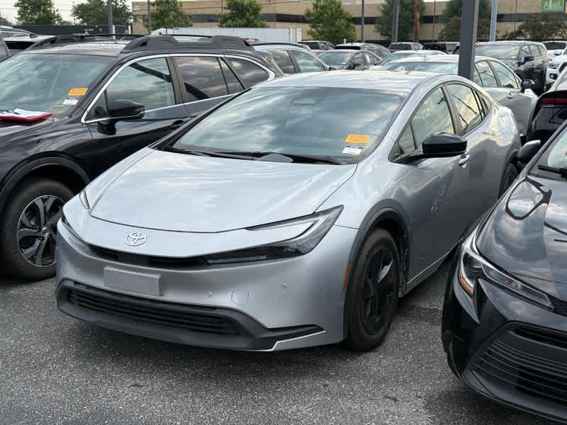 2025 Toyota Prius LE