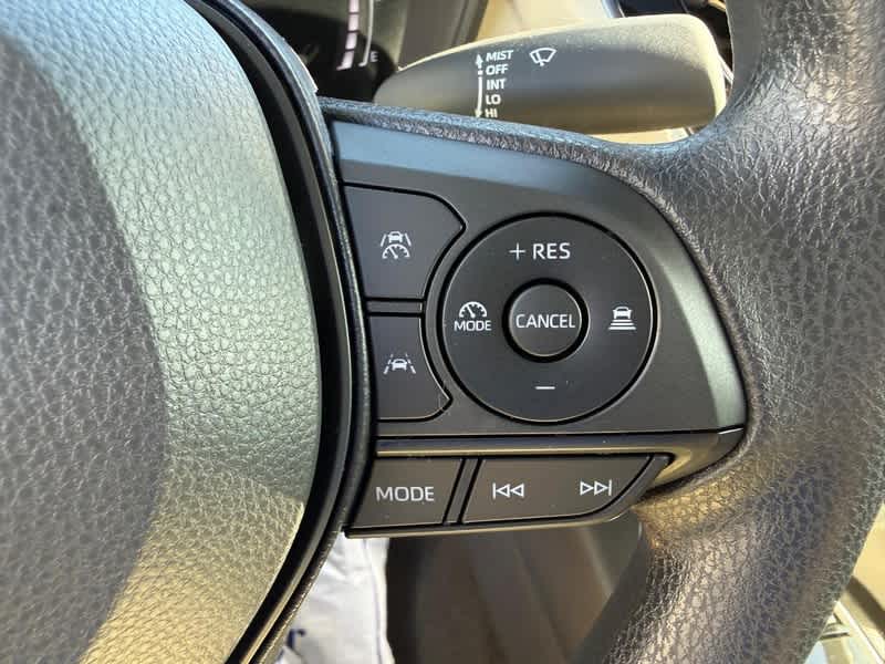 2026 Toyota Corolla Hybrid LE FWD