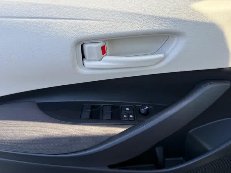 2026 Toyota Corolla Hybrid LE FWD