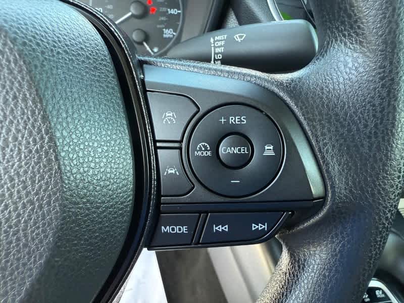 2025 Toyota Corolla Hybrid LE FWD