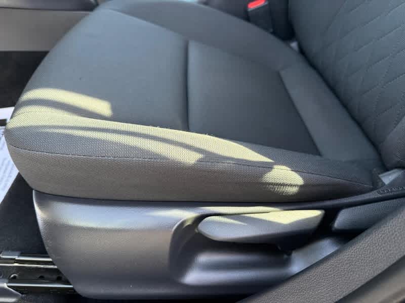 2025 Toyota Corolla Hybrid LE FWD