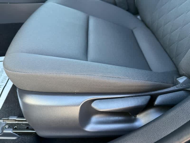 2025 Toyota Corolla Hybrid LE FWD