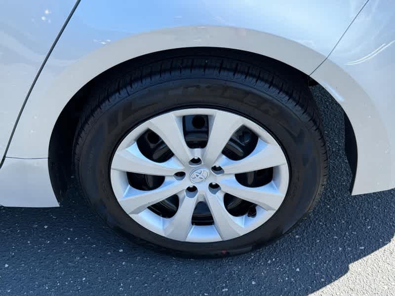 2025 Toyota Corolla Hybrid LE FWD