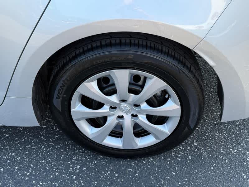 2025 Toyota Corolla Hybrid LE FWD