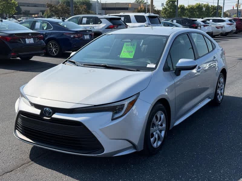 2025 Toyota Corolla Hybrid LE FWD