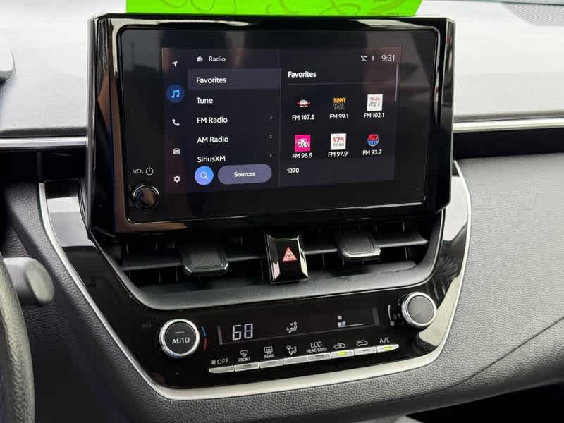 2025 Toyota Corolla Hybrid LE FWD