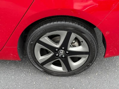 2019 Toyota Prius XLE