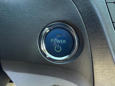 2014 Toyota Prius 5dr HB Two