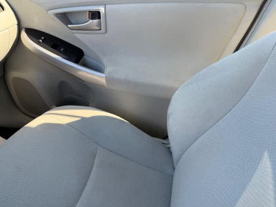 2014 Toyota Prius 5dr HB Two