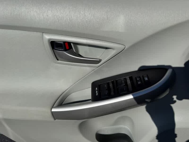 2014 Toyota Prius 5dr HB Two