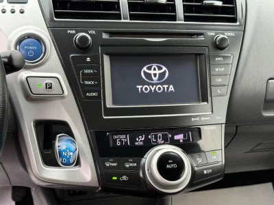 2014 Toyota Prius V 5dr Wgn Two