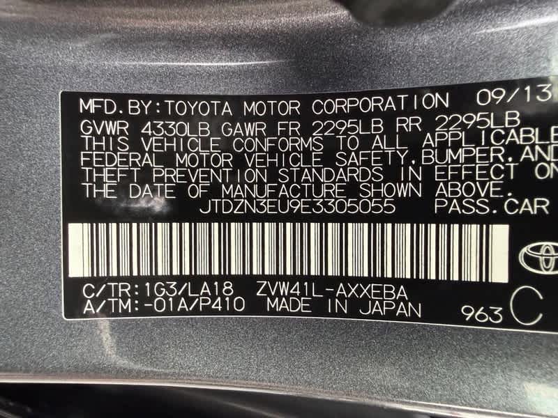 2014 Toyota Prius V 5dr Wgn Two