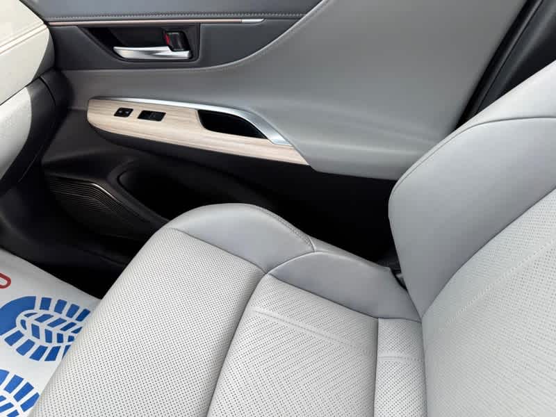 2023 Toyota Venza Limited AWD