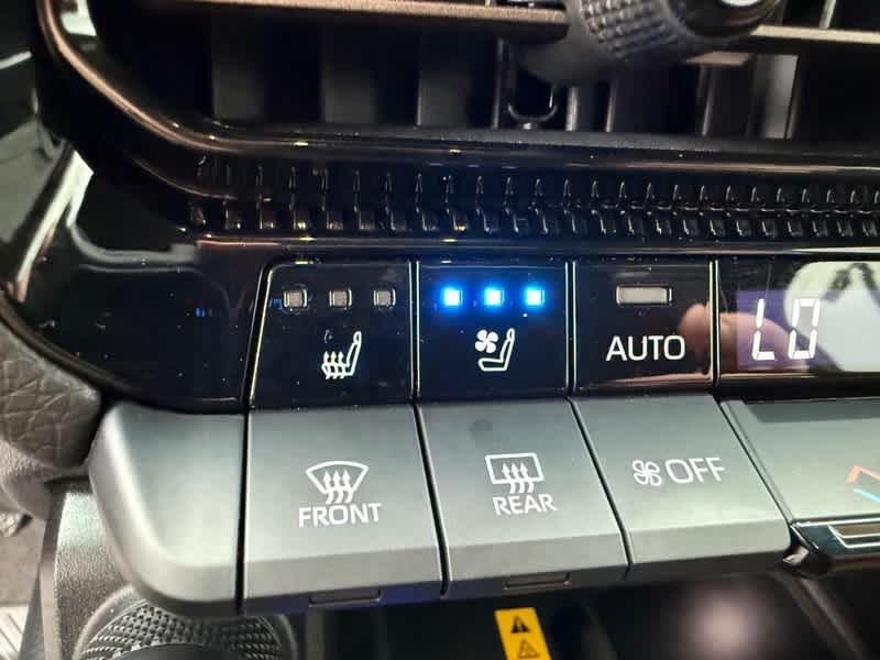 2025 Toyota Land Cruiser 4WD