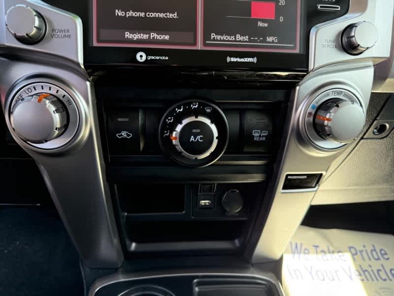 2024 Toyota 4Runner SR5 2WD