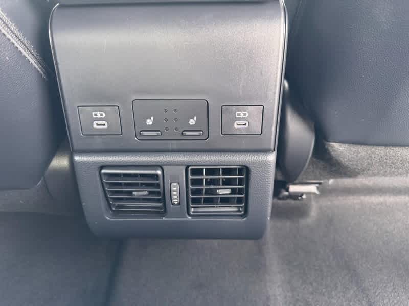 2024 Toyota bZ4X Limited AWD