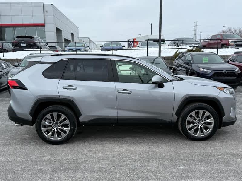 2019 Toyota RAV4 XLE Premium FWD