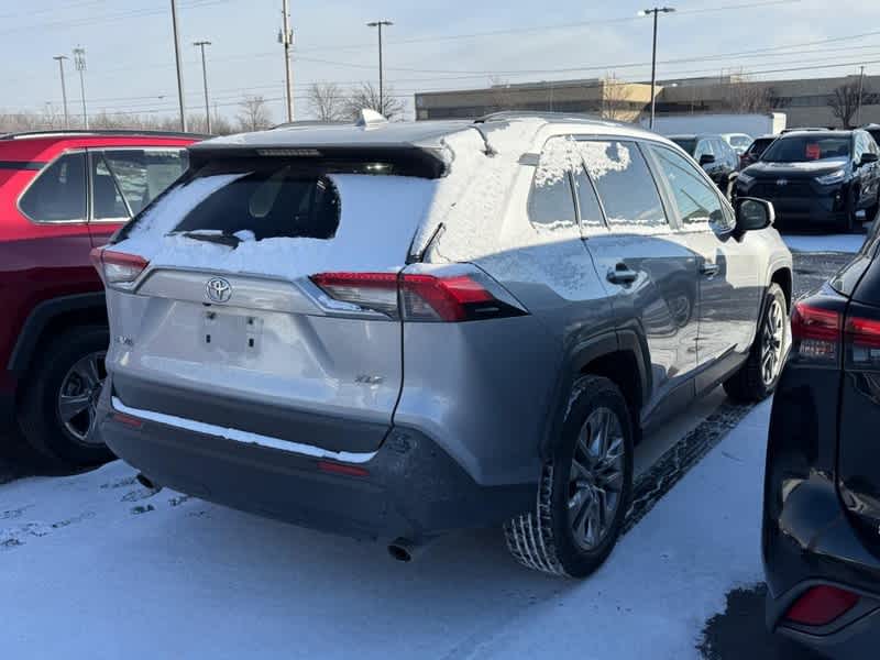 2019 Toyota RAV4 XLE Premium FWD