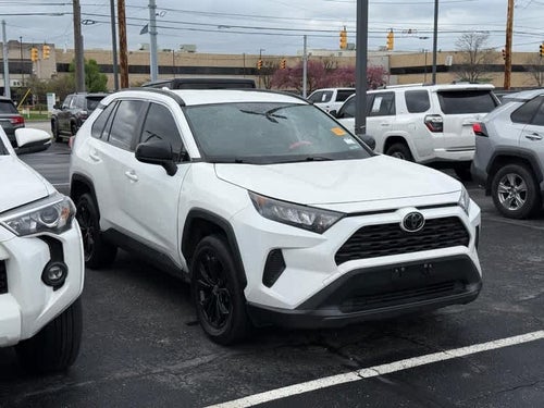 2020 Toyota RAV4 LE FWD