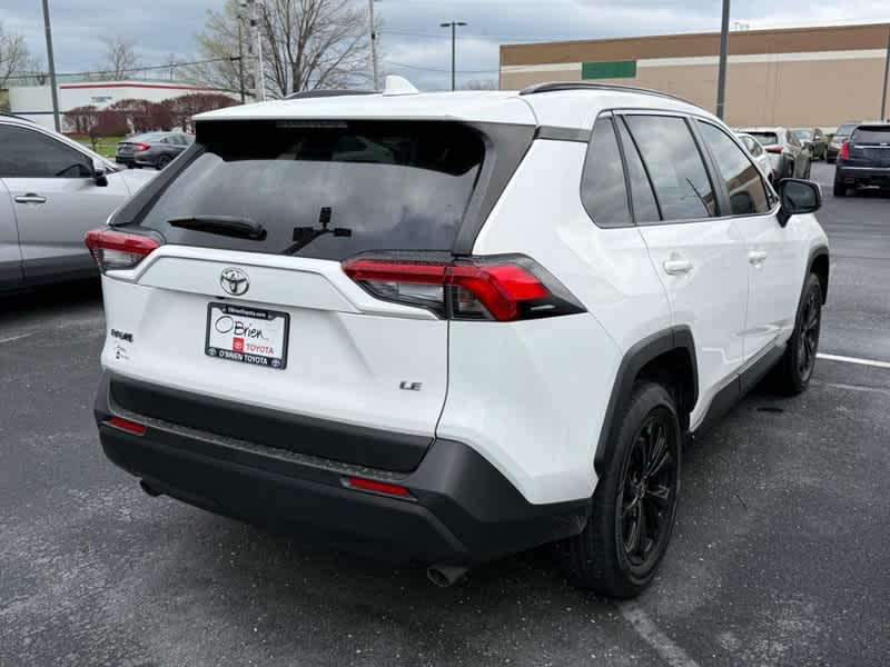 2020 Toyota RAV4 LE FWD