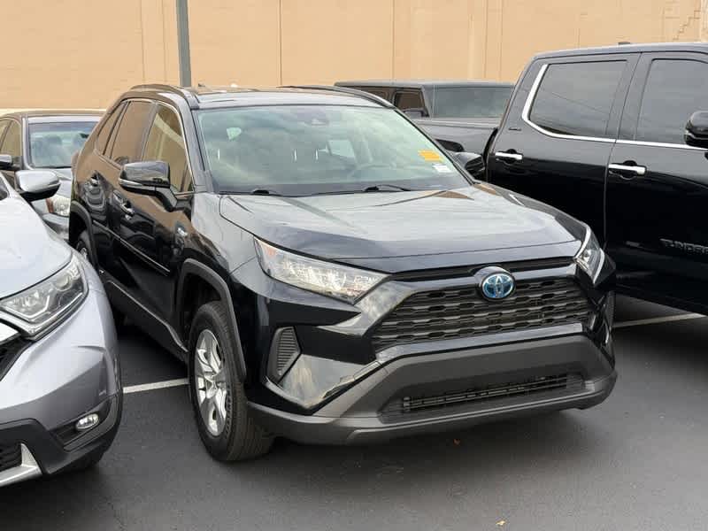 2021 Toyota RAV4 Hybrid LE AWD *Ltd Avail*
