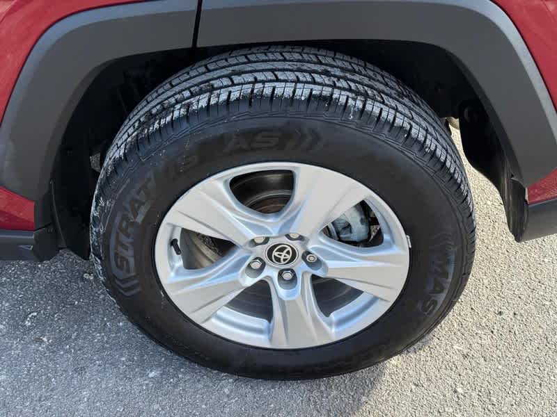 2021 Toyota RAV4 Hybrid LE AWD *Ltd Avail*