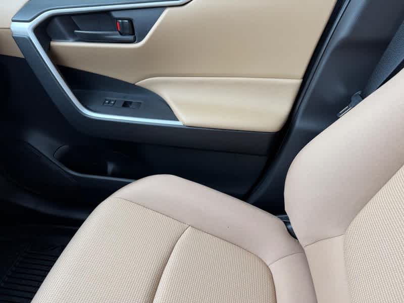 2025 Toyota RAV4 Hybrid LE AWD