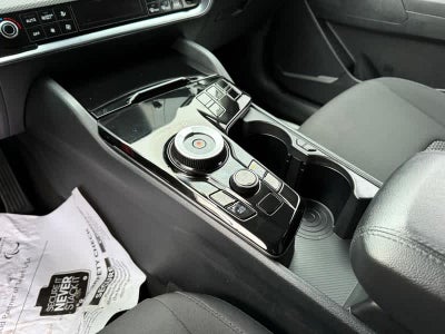 2024 Kia Sportage Hybrid LX FWD