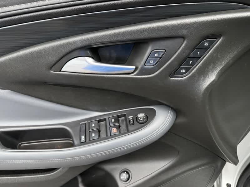 2019 Buick Envision FWD 4dr Essence