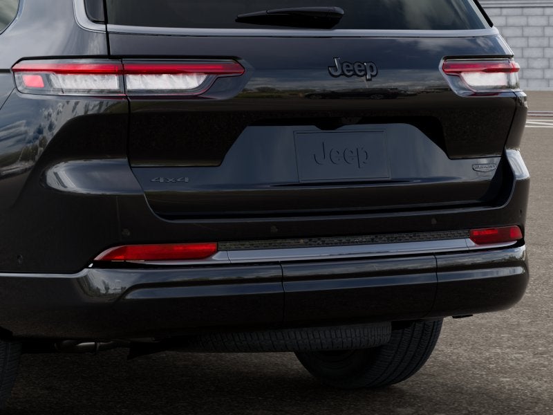 2027 Jeep Grand Cherokee Summit