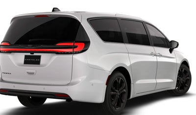 2026 Chrysler Pacifica Base
