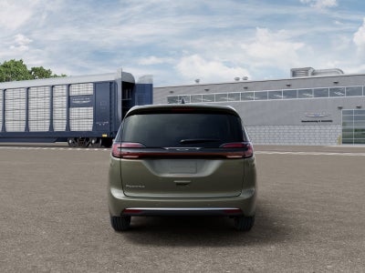 2027 Chrysler Pacifica Base