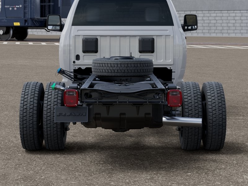 2026 RAM 5500 TRADESMAN